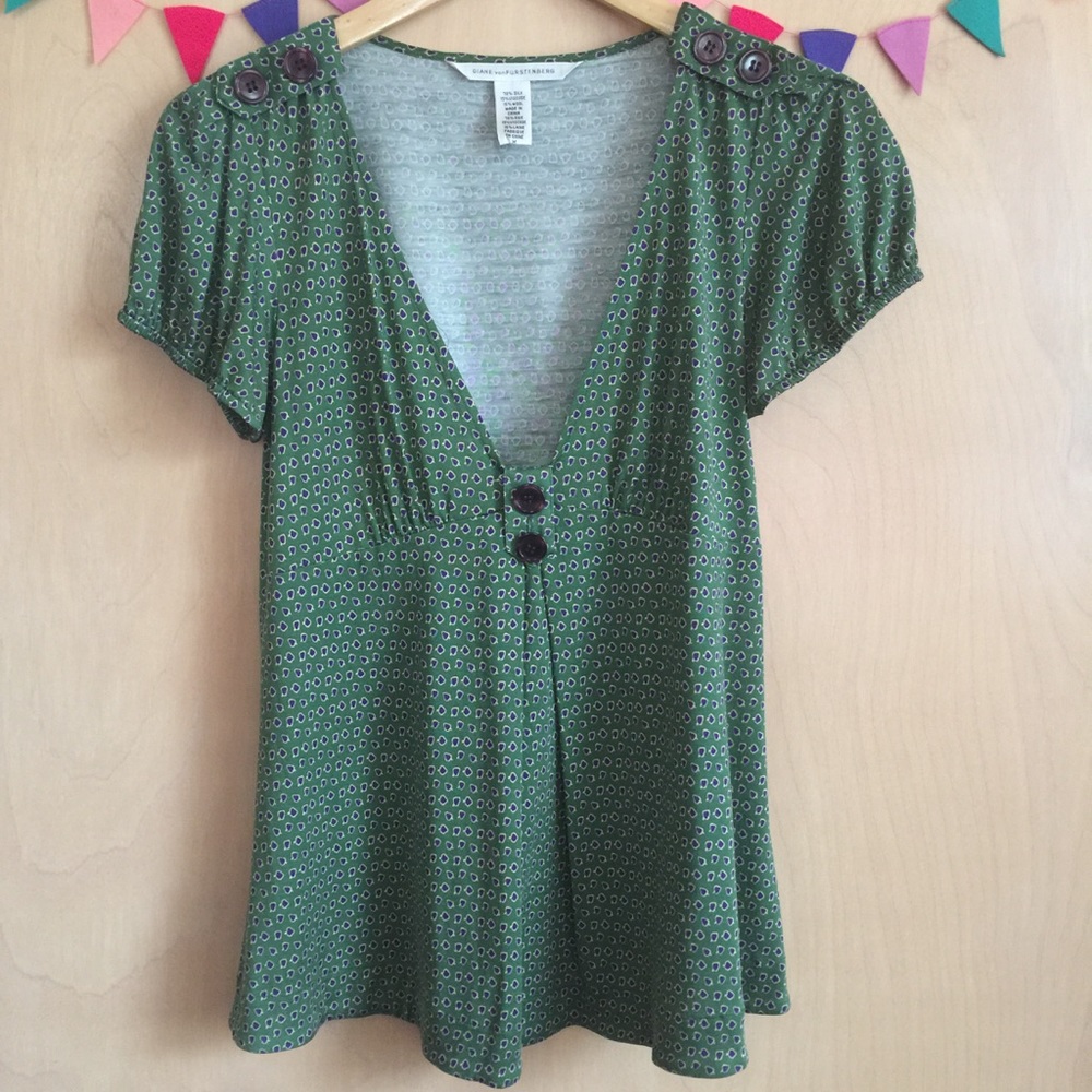 Diane Von Furstenberg Silk V-Neck Top